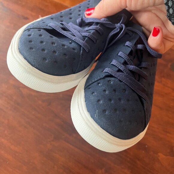 Native Keep It Light Shoes Size 12 Navy Blue Perforated Slip-On Sneakers With Wh - Picture 2 of 6